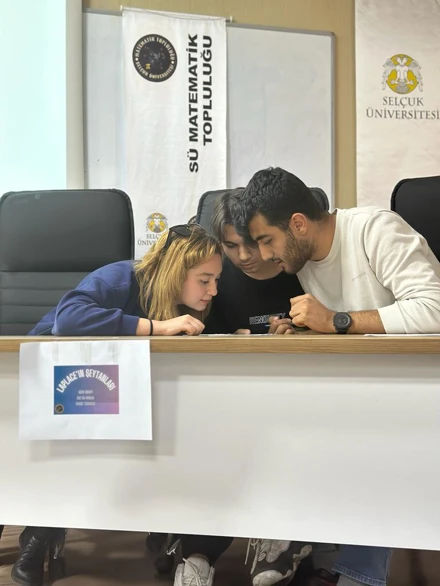 Matematik Topluluğunun düzenlediği 1. Bilgi Yarışması etkinliği 